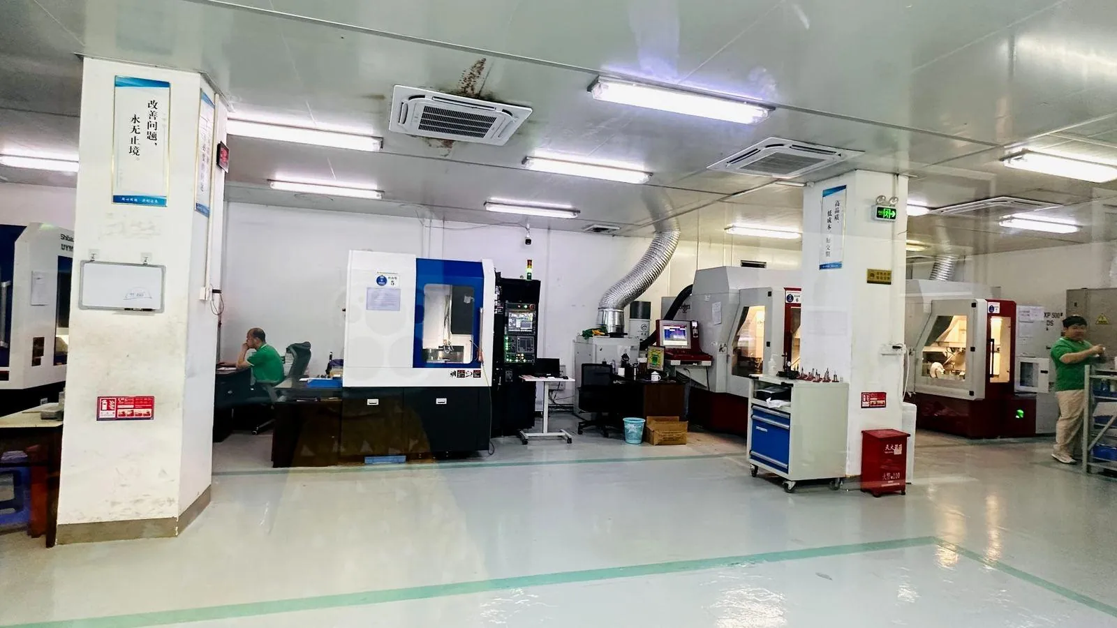 Wide view of the YISHUN machining workshop