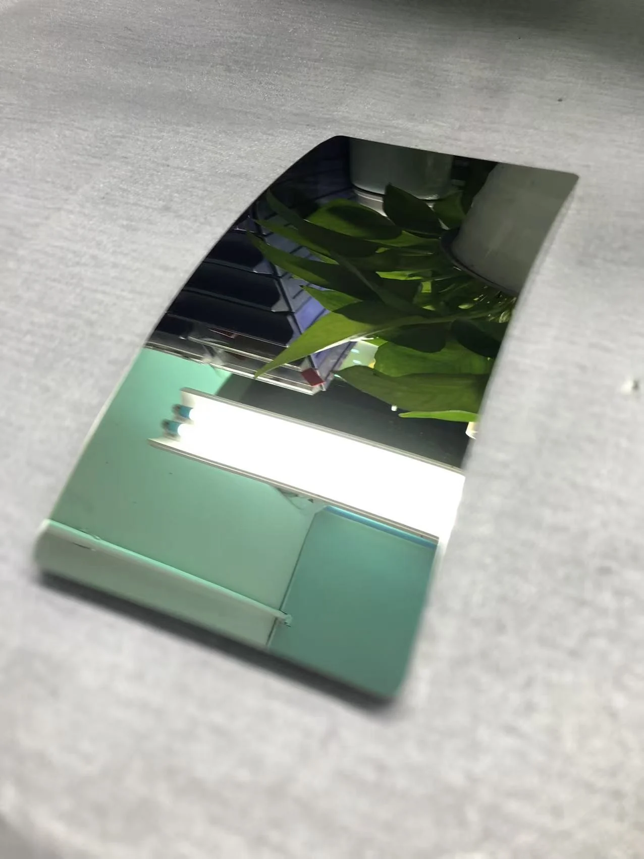 Large-area reflective HUD optical insert