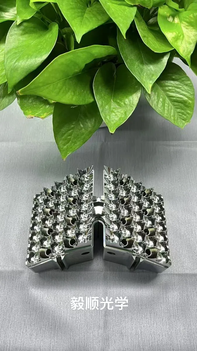 High-density spherical micro-cavity array mold inserts