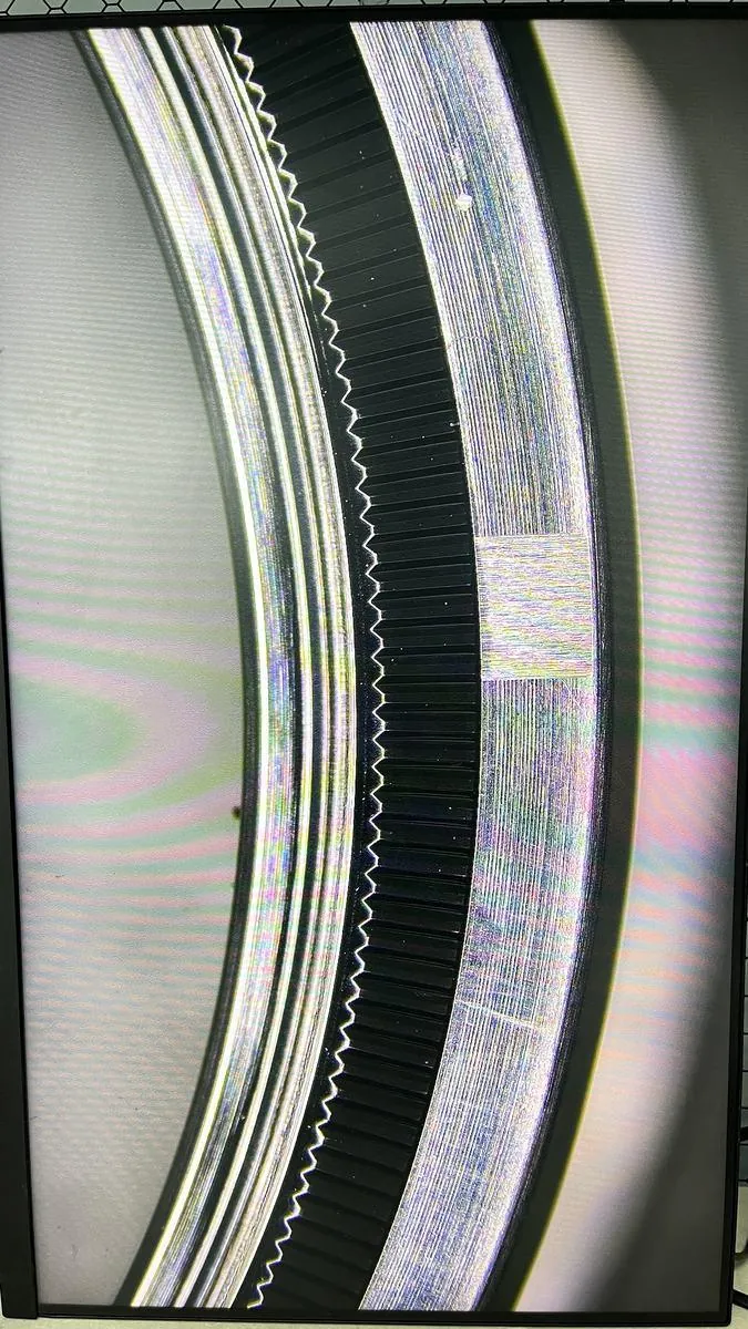 Magnified inspection of concentric micro-grooves