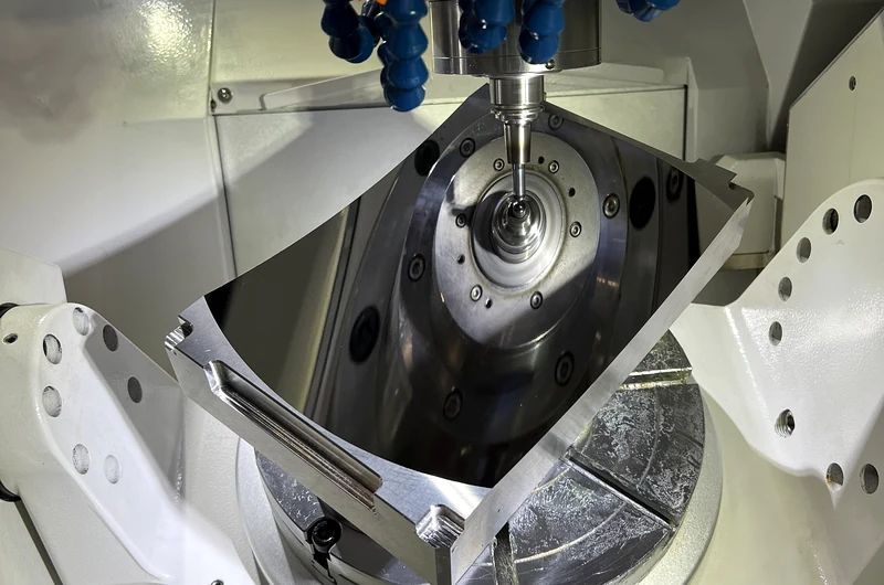 Five-Axis Mirror Milling of Precision Mold Insert